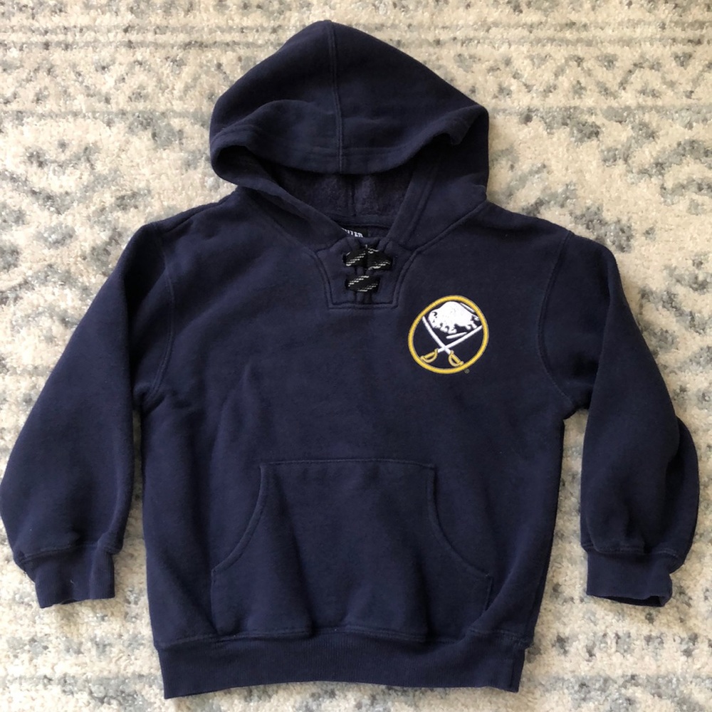 Buffalo Sabre’s hoodie- M (5/6)